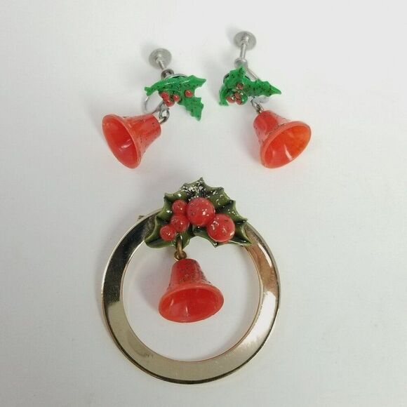Vintage Christmas Bells Jewelry Set, Brooch Clip On Earrings, Red Green Holiday - Picture 1 of 8